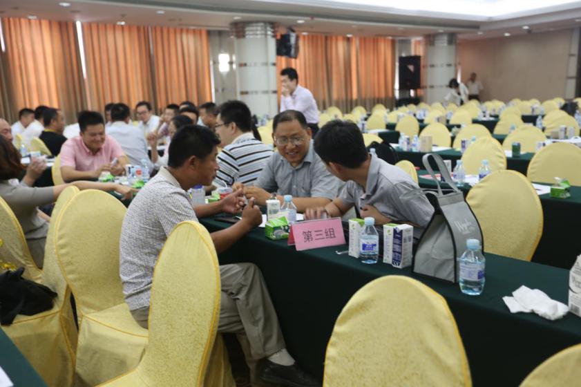 2015中国乳业市场论坛在京举行